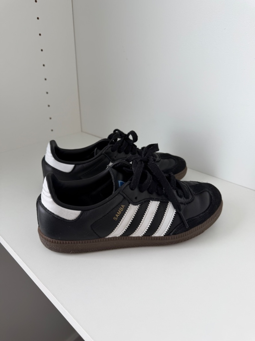 adidas Samba Sneakers - Black/White with Gum Sole - Picture 2 of 5